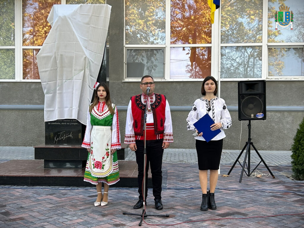 В Ізмаїлі відкрили відновлений пам’ятник видатному болгарському поету Христо Ботеву
