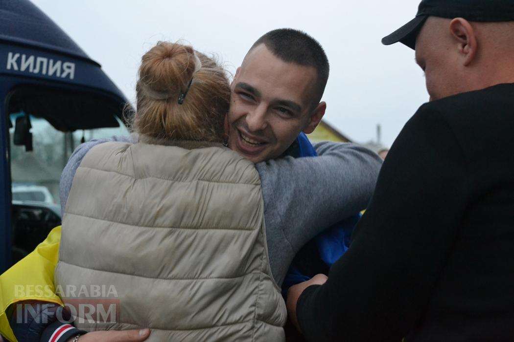 Кілія зустріла Андрія Назарова, який пережив майже рік полону та повернувся додому