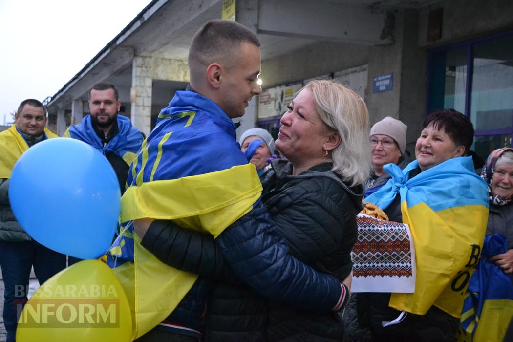 Кілія зустріла Андрія Назарова, який пережив майже рік полону та повернувся додому