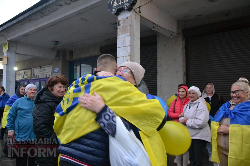 Кілія зустріла Андрія Назарова, який пережив майже рік полону та повернувся додому