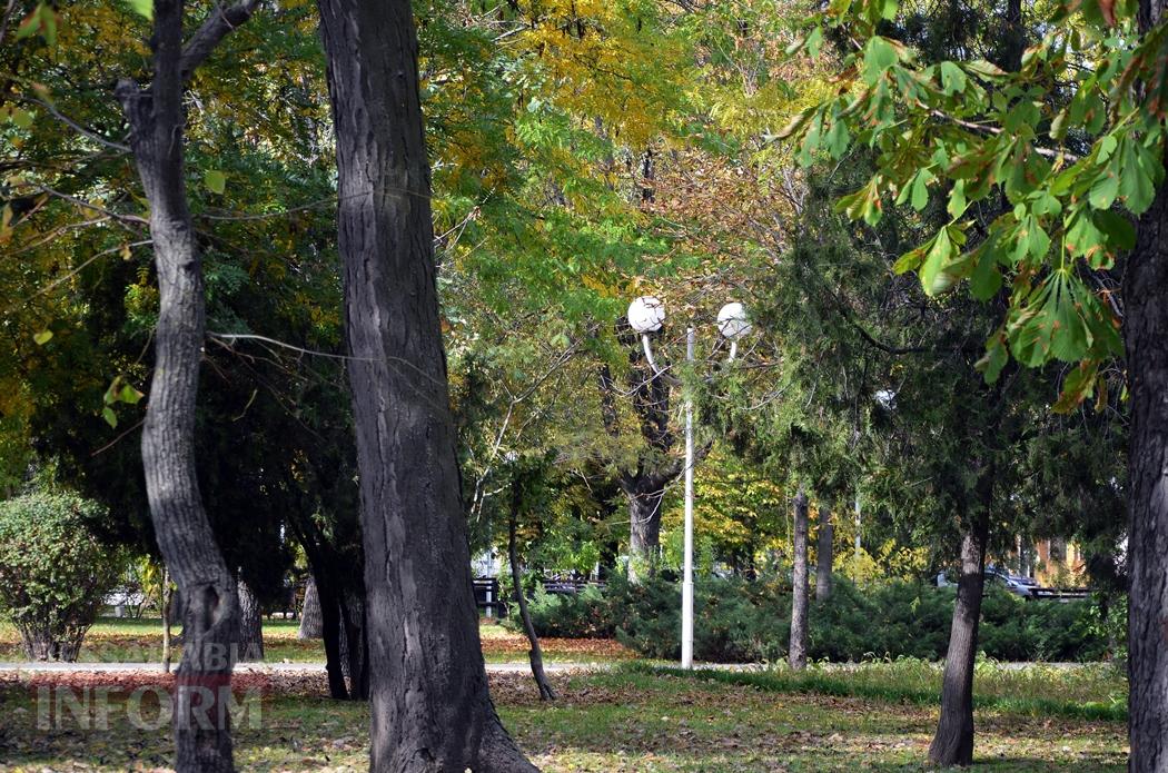 Попри вибухову ніч, Ізмаїл продовжує жити своїм ритмом: фотопрогулянка Столицею Придунав'я