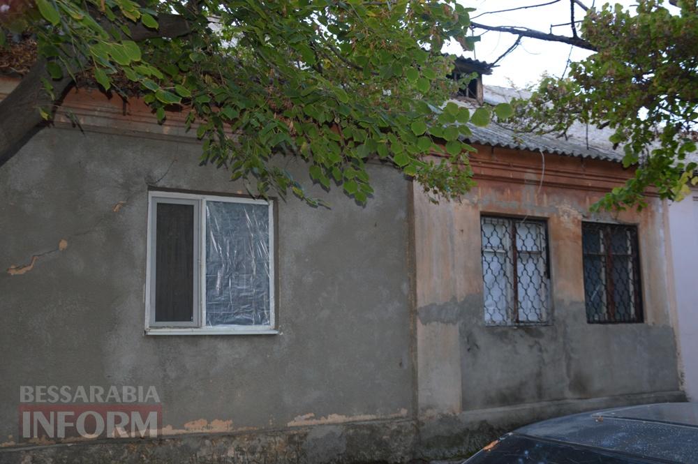 Пошкоджено РВА, приватні будинки та готель: про ситуацію зі світлом та стан постраждалої після атаки шахедів на Аккерман