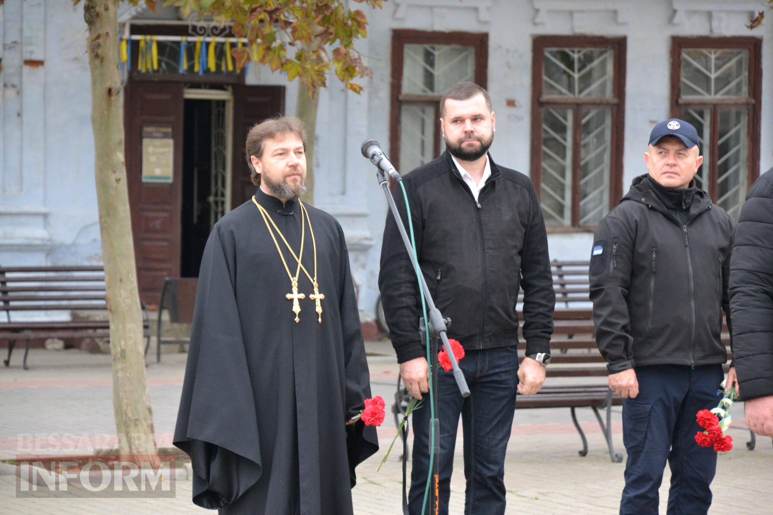 Урочистості з нагоди Дня міста Кілія розпочалися з покладання квітів на Алеї Слави