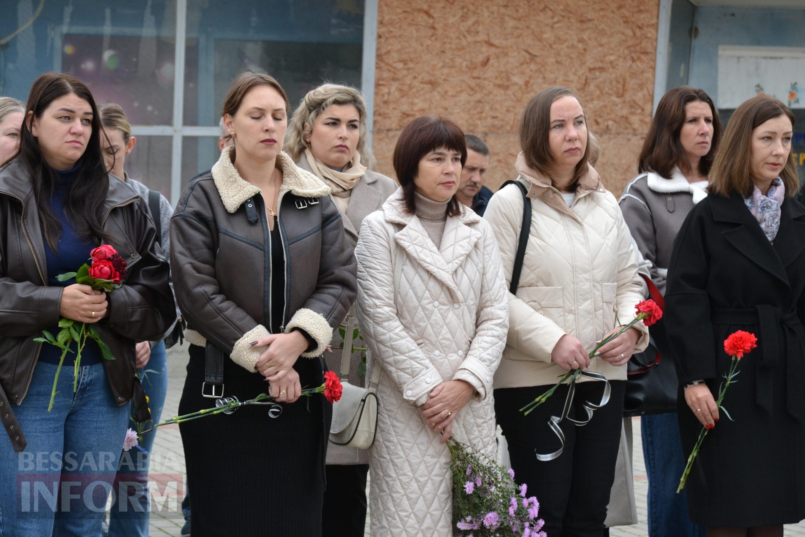 Урочистості з нагоди Дня міста Кілія розпочалися з покладання квітів на Алеї Слави