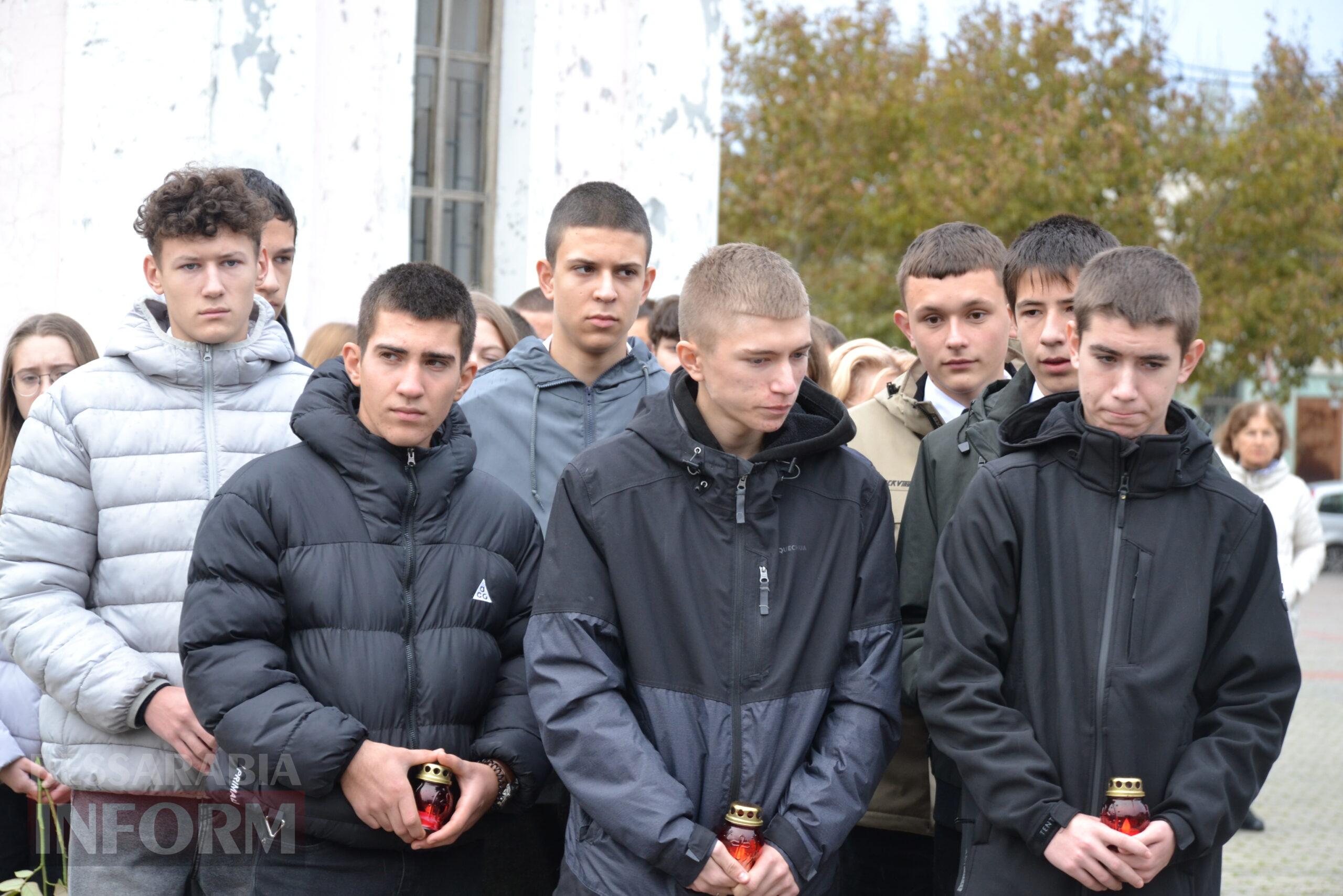 Урочистості з нагоди Дня міста Кілія розпочалися з покладання квітів на Алеї Слави