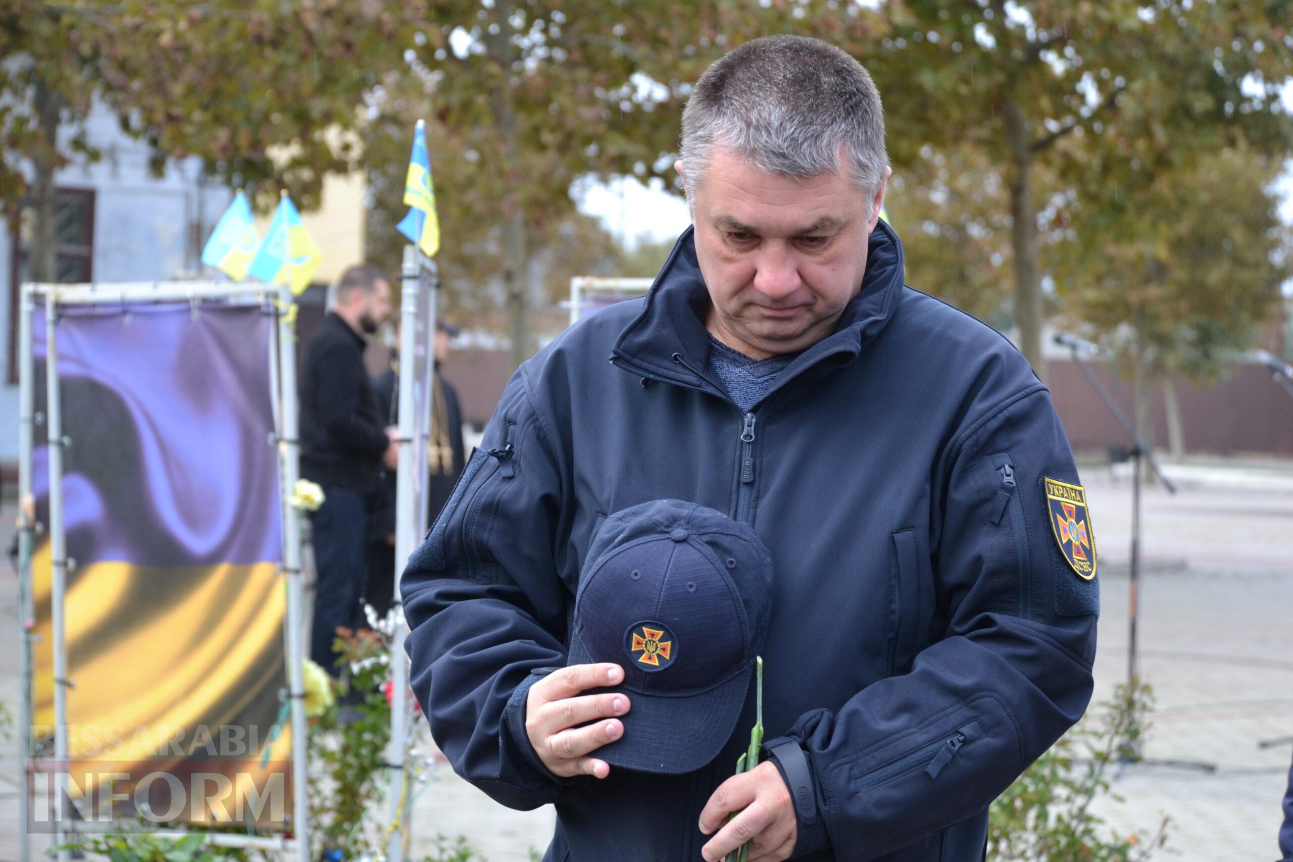 Урочистості з нагоди Дня міста Кілія розпочалися з покладання квітів на Алеї Слави