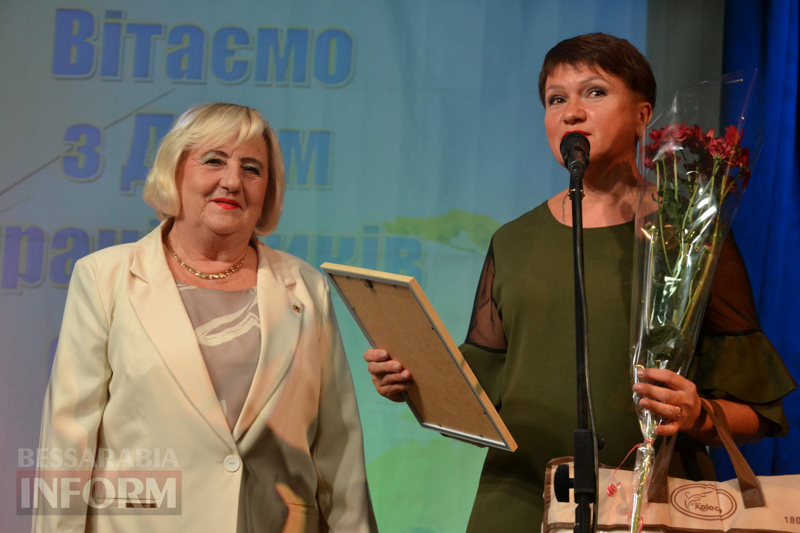 У Кілії відзначили День працівників освіти урочистостями, концертом та традиційним привітанням від Фонда Олександра Дубового