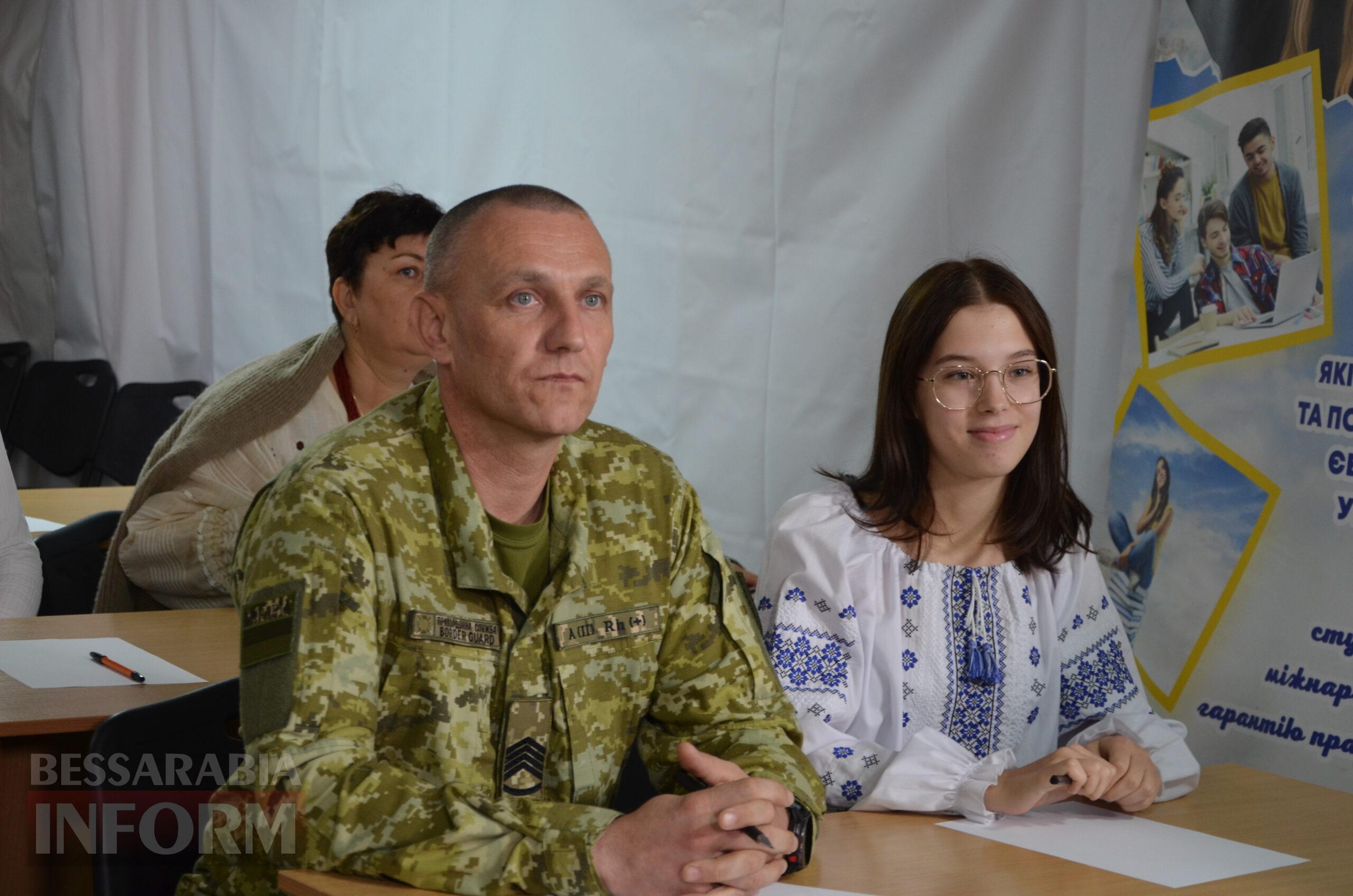 Ізмаїл писав радіодиктант національної єдності у прямому ефірі телемарафону "Єдині новини"