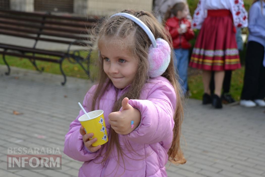Подарунок мера: в Кілії до 2707-річчя відкрили нову стелу з логотипом громади - як це було
