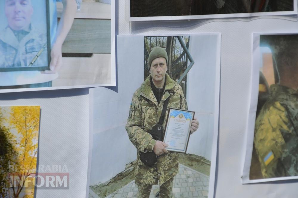 «Об'єднані однією метою»: Аккерман підтримав донатами українських захисників на благодійному ярмарку у центрі міста