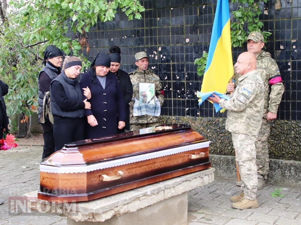 Сьогодні Болградська громада схилила голови над труною свого Героя — Георгія Адама