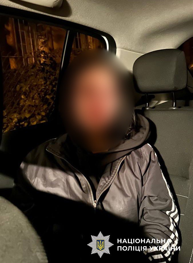 Викрито 15-річну жительку Одеси, яка підпалювала чужі автівки на замовлення