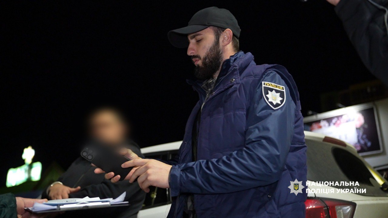 На Одещині затримали начальника ТЦК, який хотів за хабар вирішити питання військового обліку