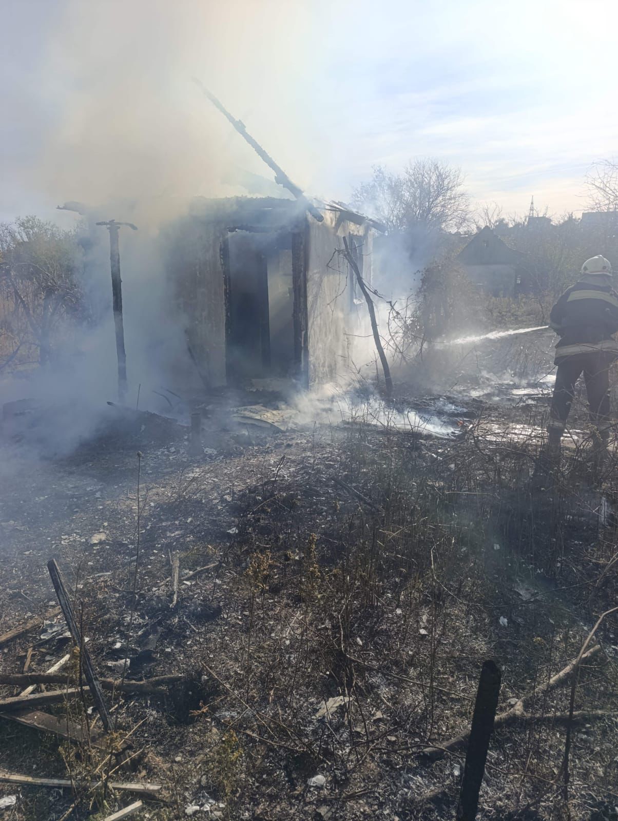 В Ізмаїлі внаслідок пожежі постраждала будівля, яка давно не експлуатується