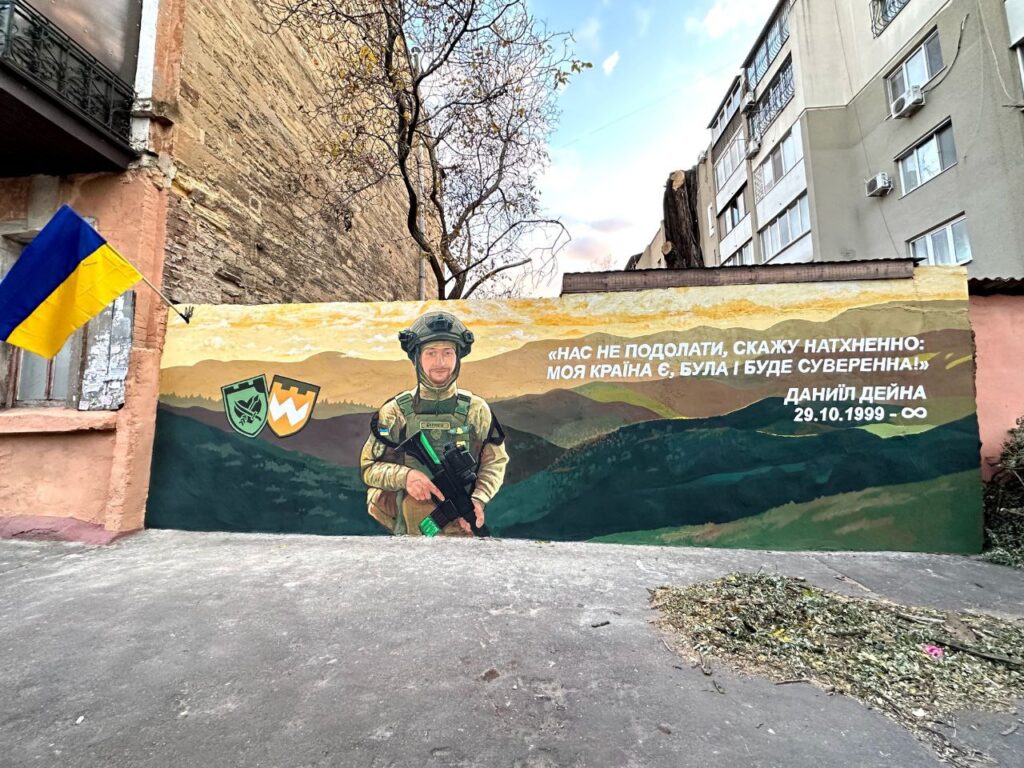 Ветеран війни з Аккермана після ПТСР та втрати брата знайшов зцілення у створенні унікальних музичних інструментів