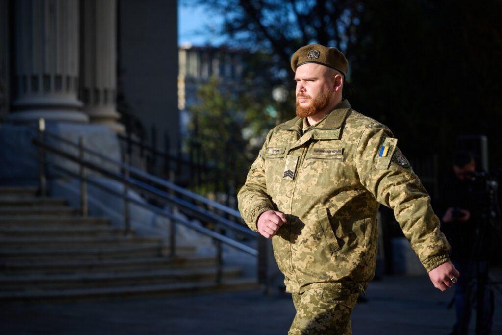 Президент особисто нагородив орденами чотирьох воїнів 808 Дністровської окремої бригади підтримки