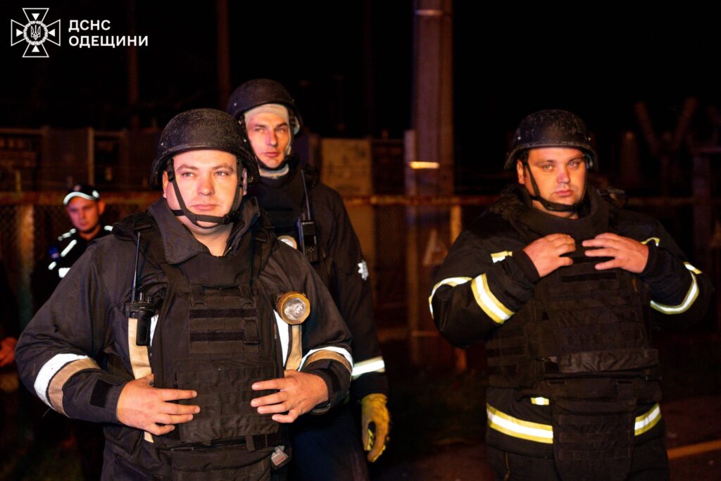 Черговий дроновий терор Одещини: виникли пожежі та руйнування