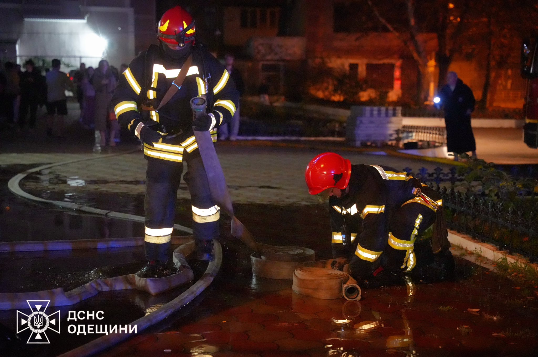 У гуртожитку Одещини сталася пожежа, постраждали дві дівчини