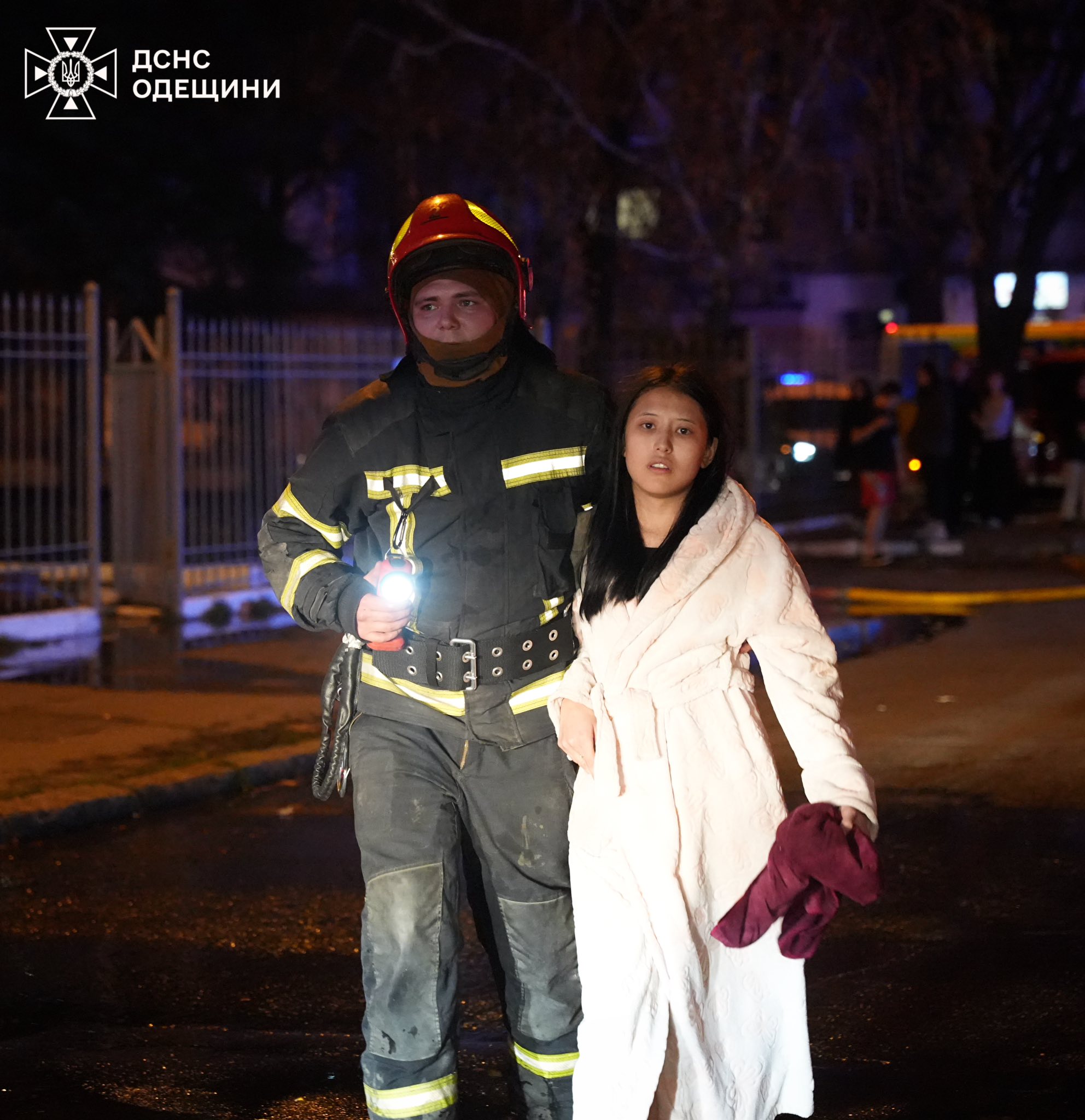 У гуртожитку Одещини сталася пожежа, постраждали дві дівчини