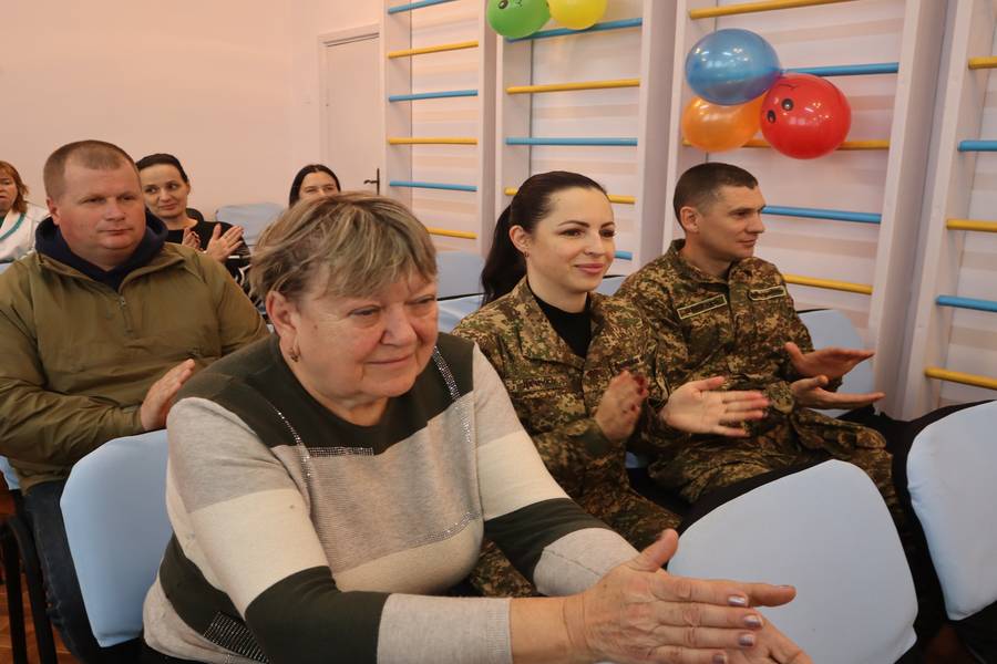 Ізмаїльські гвардійці привітали вихованців місцевого будинку дитини з Днем захисту дітей