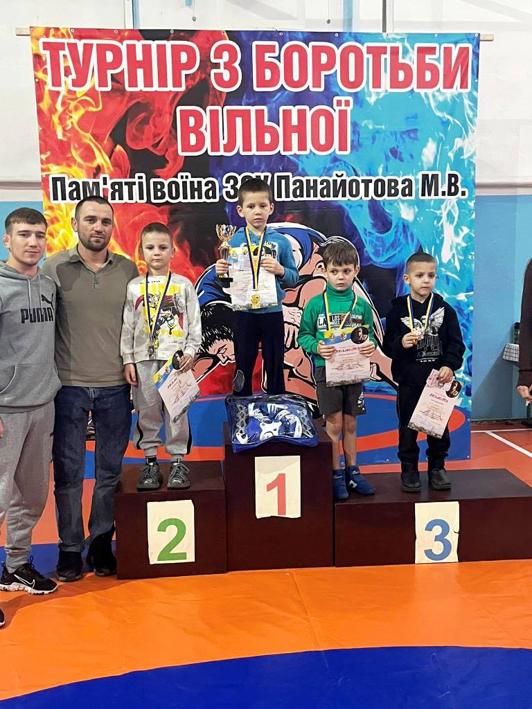 Болградські спортсмени стали кращими на міжгромадському турнірі з вільної боротьби пам’яті воїна Миколи Панайотова