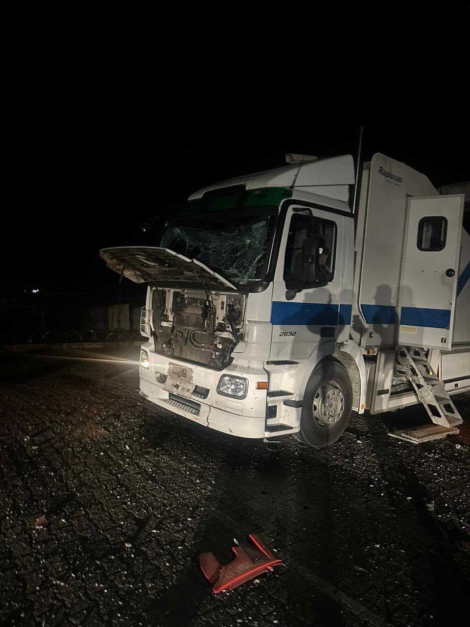 Під час нічної атаки на пункт пропуску Орлівка постраждало двоє цивільних, вони в лікарні