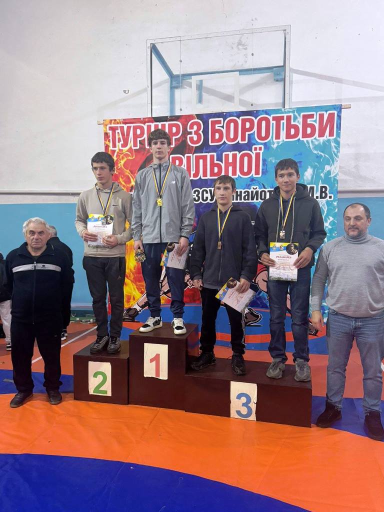 Болградські спортсмени стали кращими на міжгромадському турнірі з вільної боротьби пам’яті воїна Миколи Панайотова