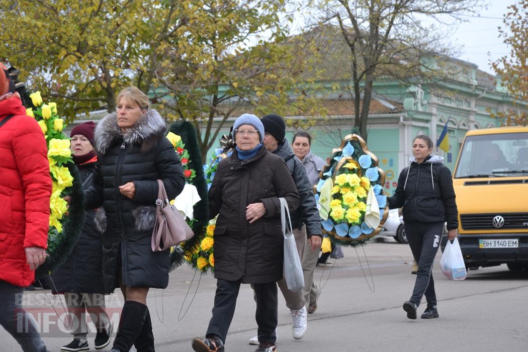 Любив родину та Батьківщину понад усе: Кілія простилася із загиблим на Харківщині Героєм