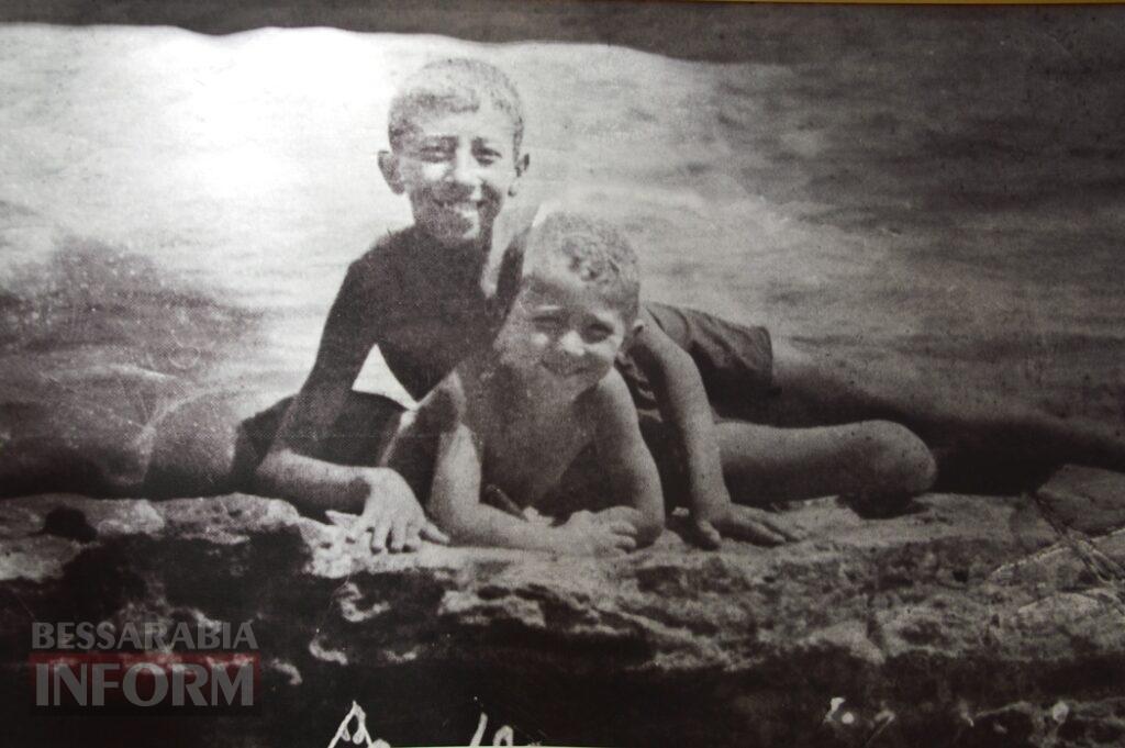 Життя євреїв у фотографіях і спогадах: до Аккермана завітала пересувна виставка про українсько-єврейську історію — від 1920-х до сьогодення