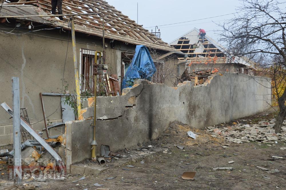 При масштабних руйнуваннях - дивом без постраждалих: Аккерман двічі за добу атакували "шахеди", зокрема зі шрапнеллю