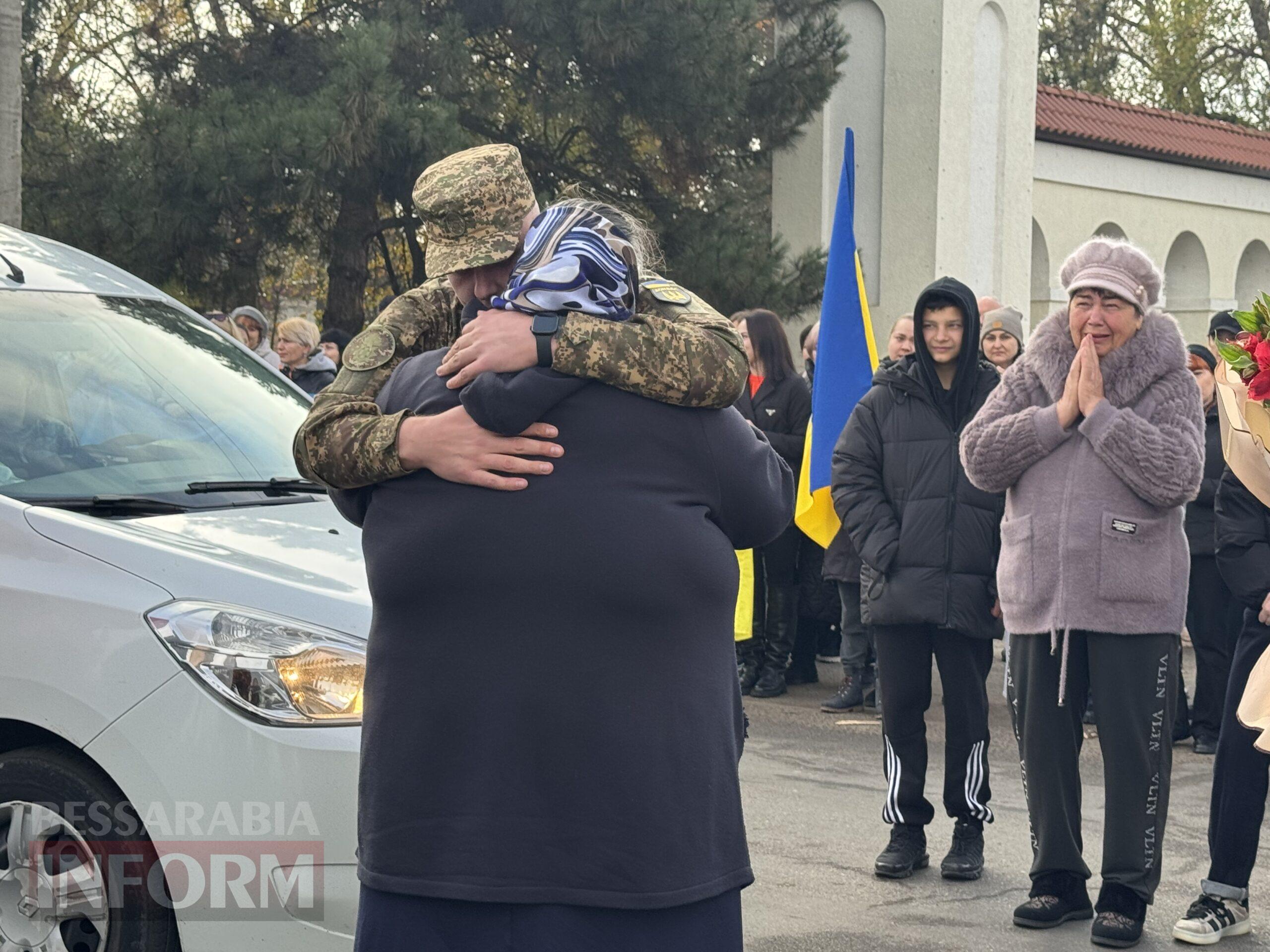 "Віра в Україну та людей не дали зламатися": Арциз зустрів земляка, який пережив три роки полону