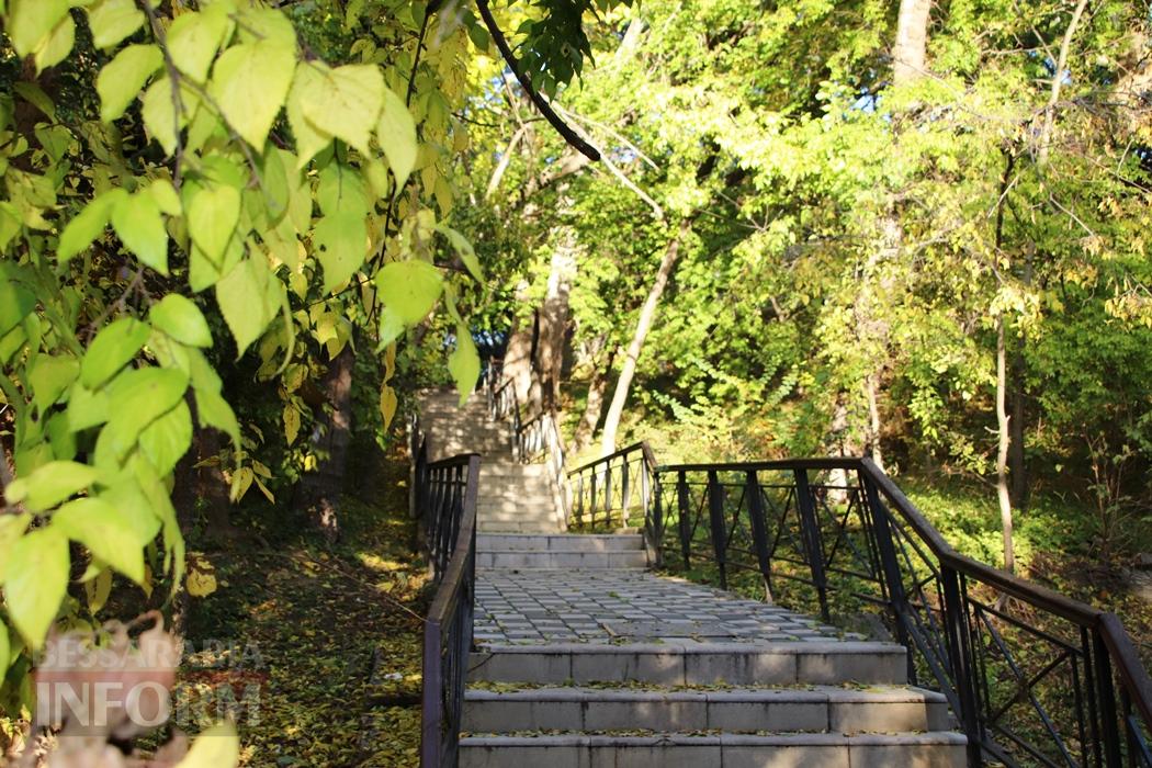 Поцілунок осені в Болграді: фотопрогулянка по оазисах міста