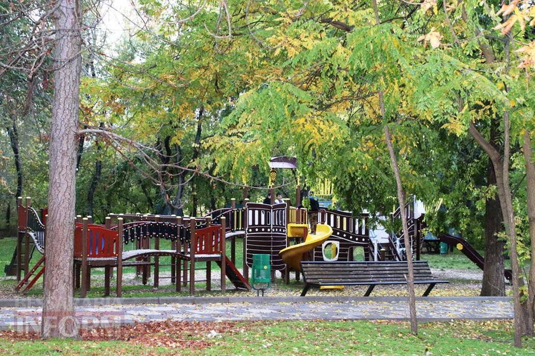 Поцілунок осені в Болграді: фотопрогулянка по оазисах міста