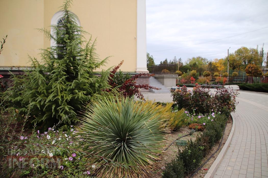 Поцілунок осені в Болграді: фотопрогулянка по оазисах міста