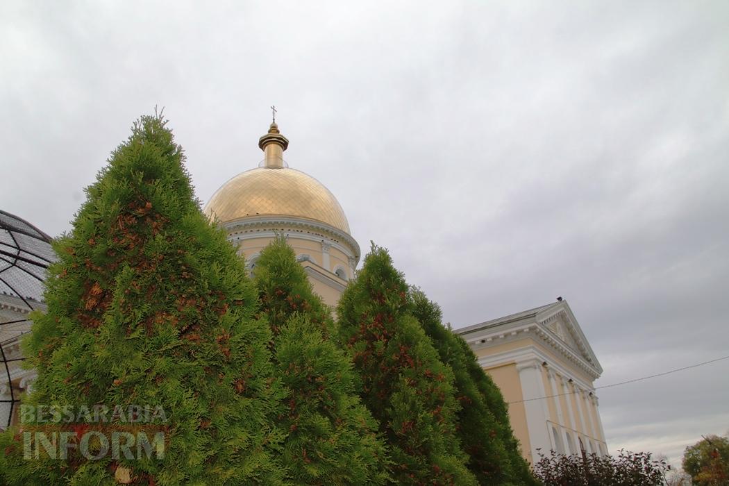Поцілунок осені в Болграді: фотопрогулянка по оазисах міста