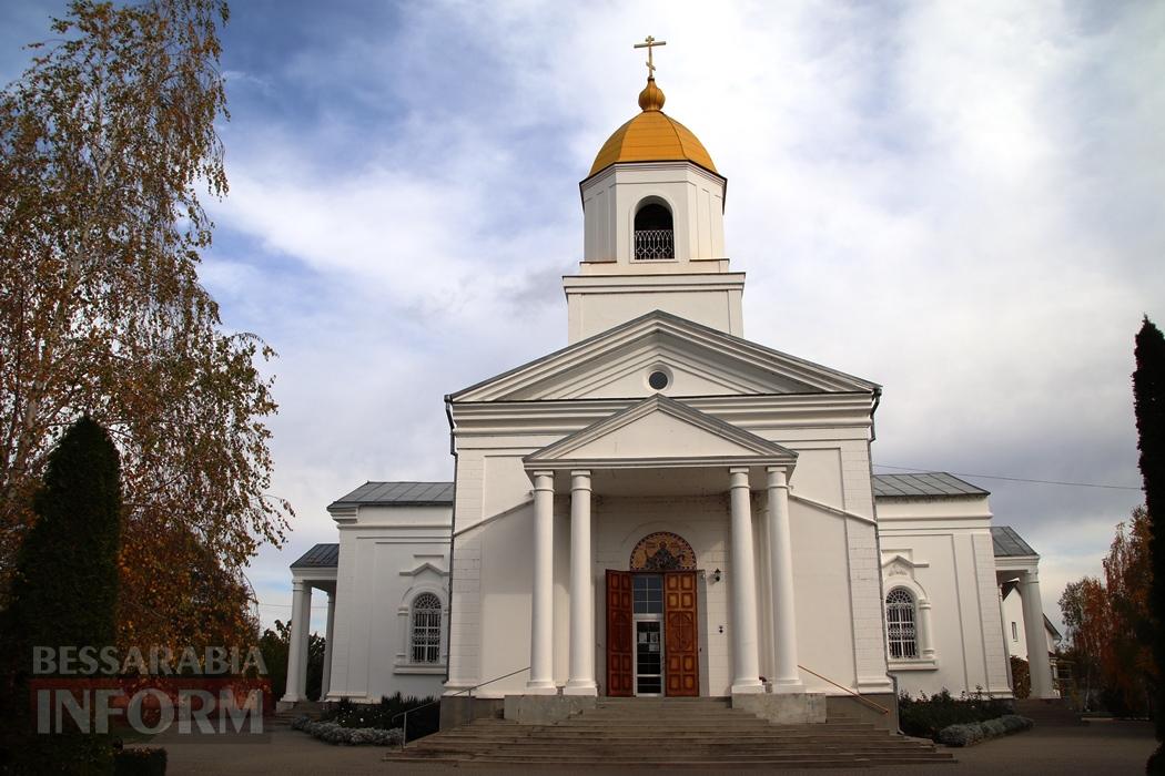 Поцілунок осені в Болграді: фотопрогулянка по оазисах міста