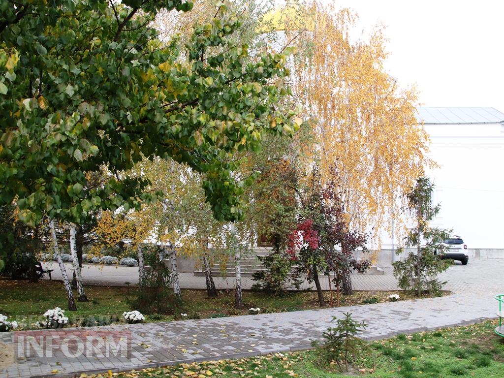 Поцілунок осені в Болграді: фотопрогулянка по оазисах міста