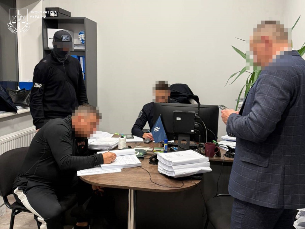 На Одещині у незаконних махінаціях з квартирами викрили суддю та його посібників