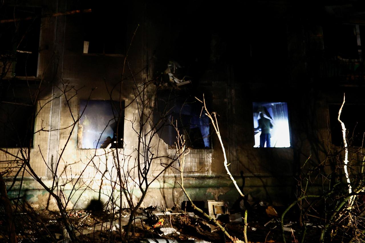 У ніч на 14 листопада Київ зазнав масованої комбінованої атаки рф: є загиблі та поранені