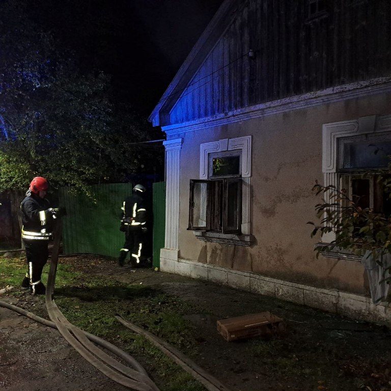 В Ізмаїлі пізно ввечері горів будинок пенсіонерки