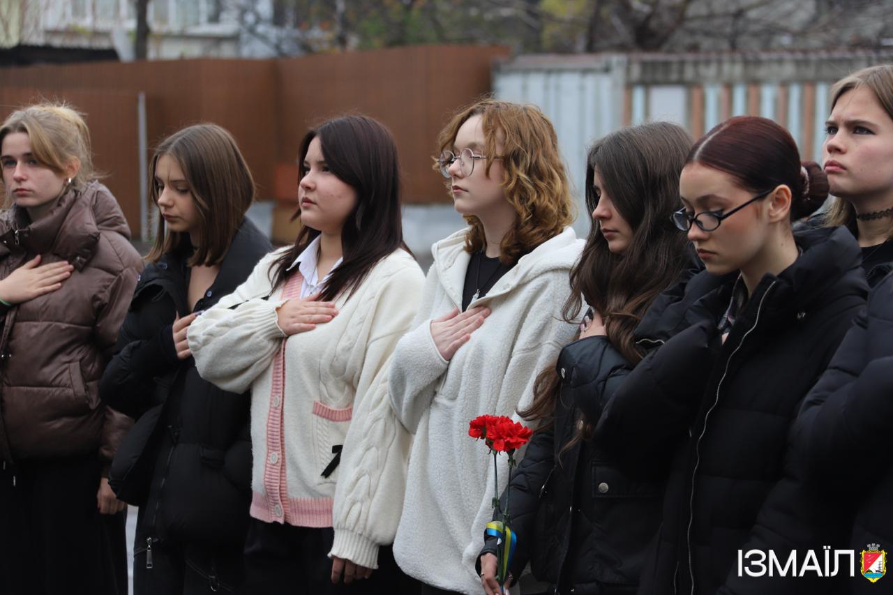 В одному з ліцеїв Ізмаїла відкрили меморіальну дошку на честь загиблого Героя-випускника