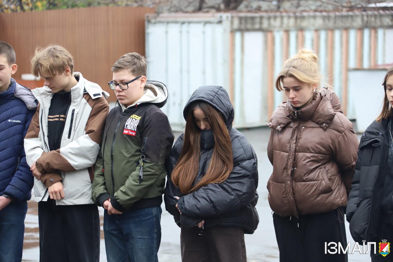 В одному з ліцеїв Ізмаїла відкрили меморіальну дошку на честь загиблого Героя-випускника