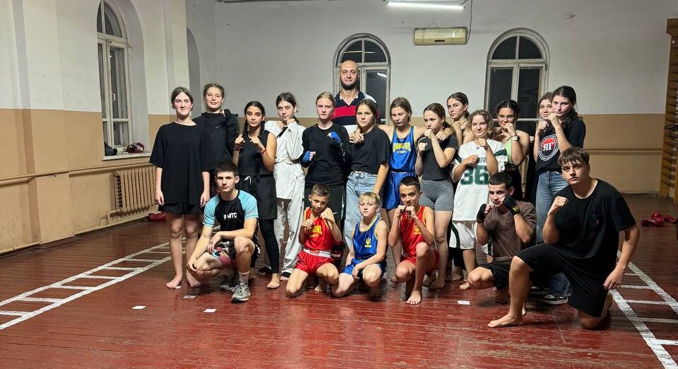 Дитячий тренер з-під Ізмаїла Олег Бур’ян витримав жахи «Азовсталі» та два роки полону, щоб повернутися до своїх учнів