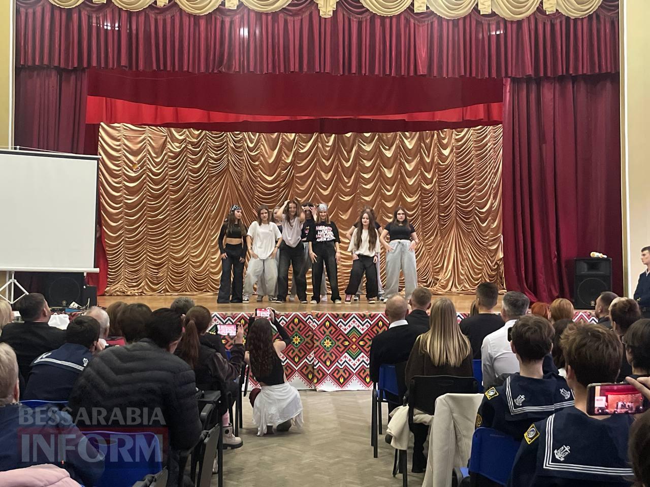 «Сім футів під килем» та музика в серцях: Ізмаїльський ДФК НУ "ОМА" відсвяткував свій день народження