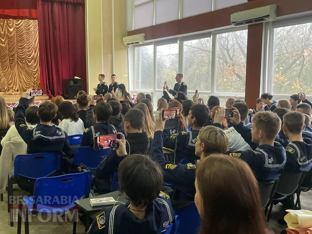 «Сім футів під килем» та музика в серцях: Ізмаїльський ДФК НУ "ОМА" відсвяткував свій день народження