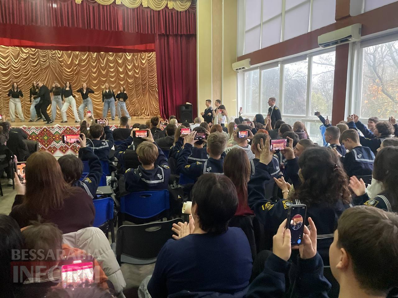 «Сім футів під килем» та музика в серцях: Ізмаїльський ДФК НУ "ОМА" відсвяткував свій день народження