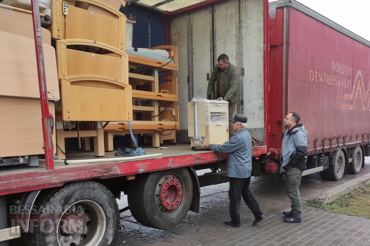 Кілійська лікарня отримала важливе обладнання та меблі від Фонду Добра та Любові Олександра Дубового