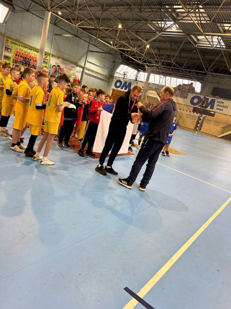 Юні спортсмени з Шабівської громади вибороли "срібло" на міжнародному чемпіонаті з гандболу