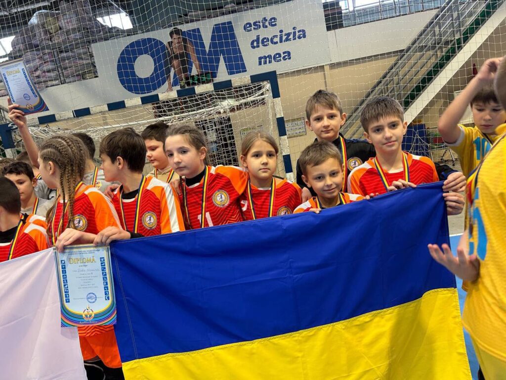 Юні спортсмени з Шабівської громади вибороли "срібло" на міжнародному чемпіонаті з гандболу