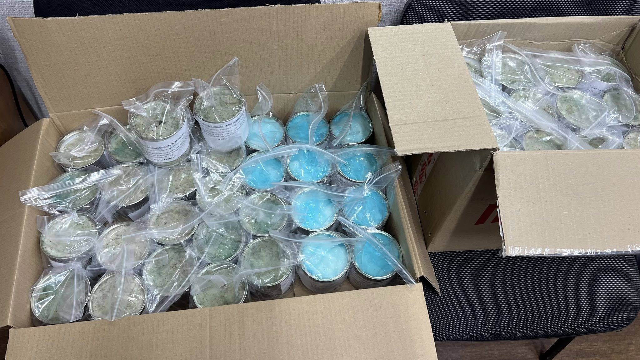 Центральна районна лікарня Саф’янівської громади передала на фронт ліки та окопні свічки